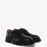 Black shoes, front view