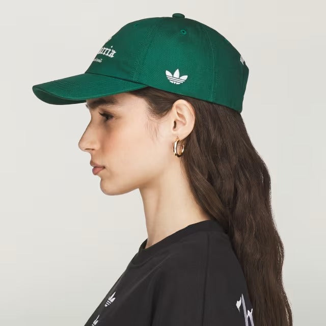 Green hat, side view