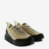 Beige shoes,front view