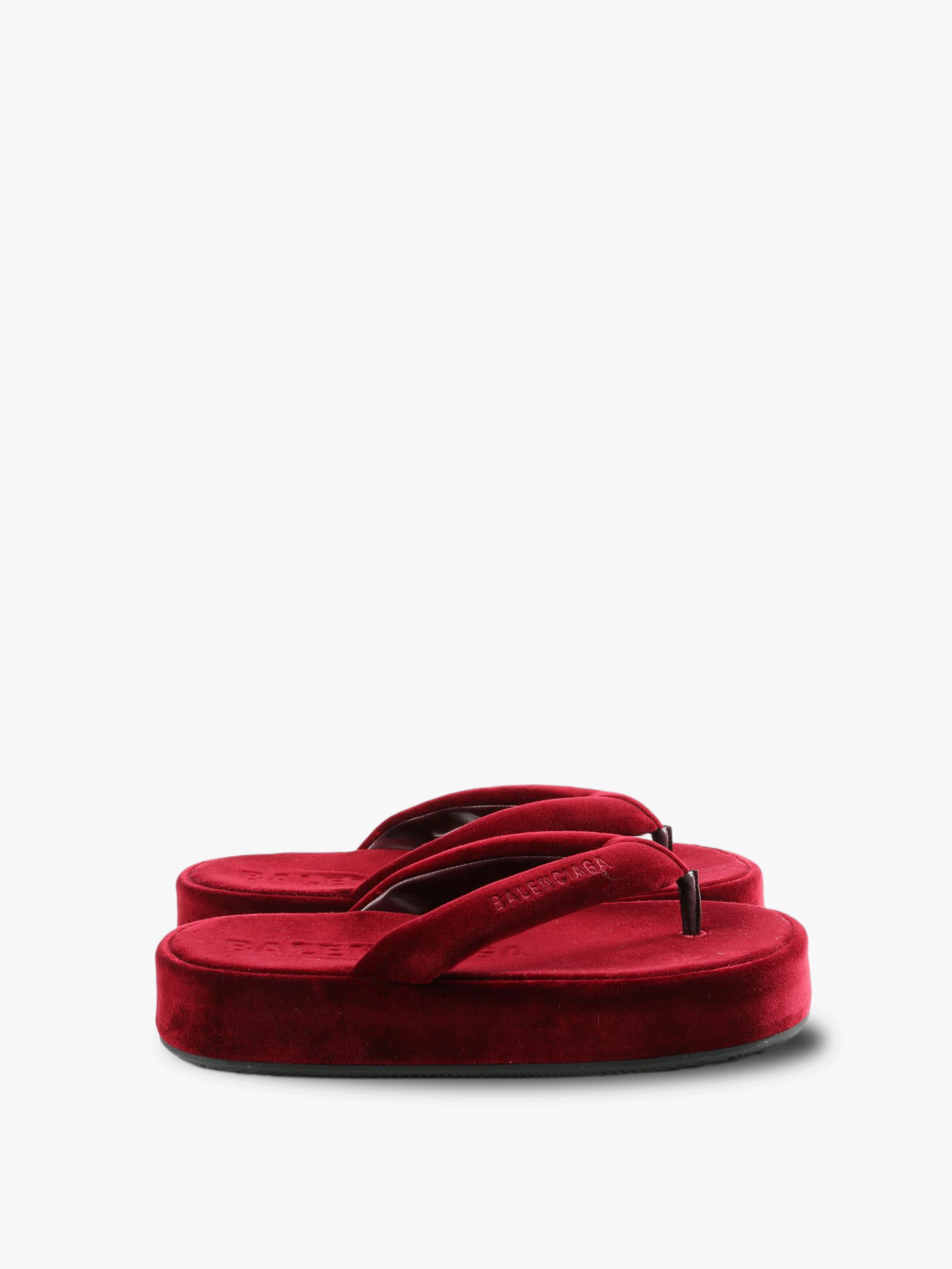 red shoes, front view