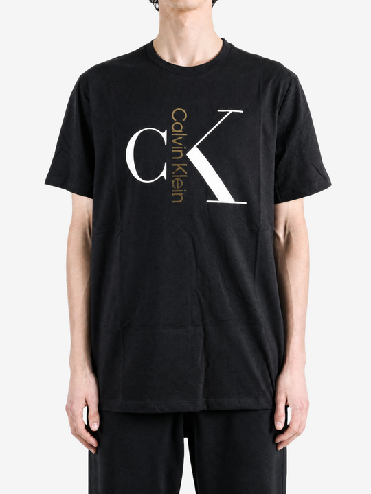 Black t-shirt, full body view