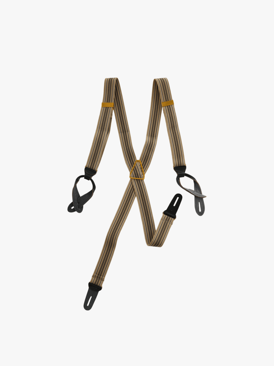 Tan accessories, front view