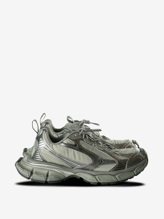 Grey sneakers,front view