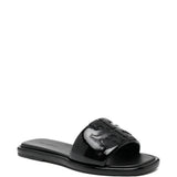 Black shoes, front view