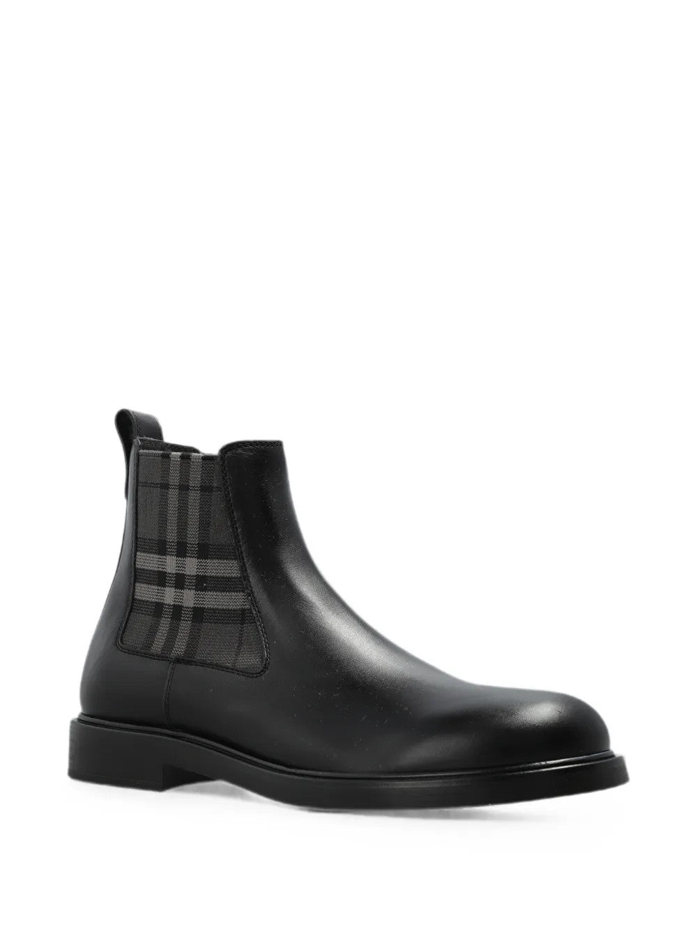 Black boots, front view
