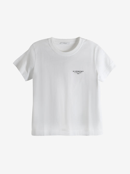 White t-shirt, front view