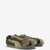 Tan shoes, front view
