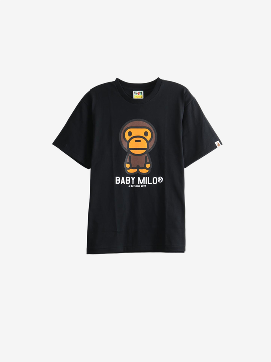 Black t-shirt, front view