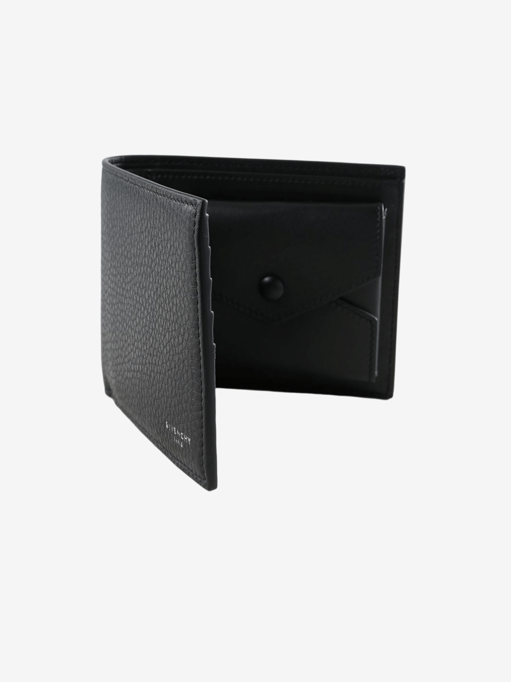 Black bag, front view