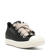 Black shoes, front view