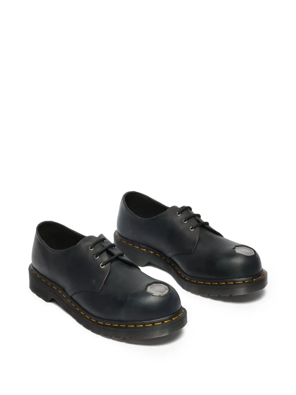 Black shoes, front view