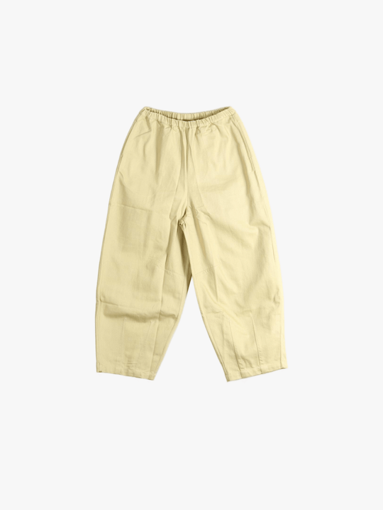 Yellow pants, front view
