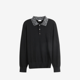 Black shirt, front view