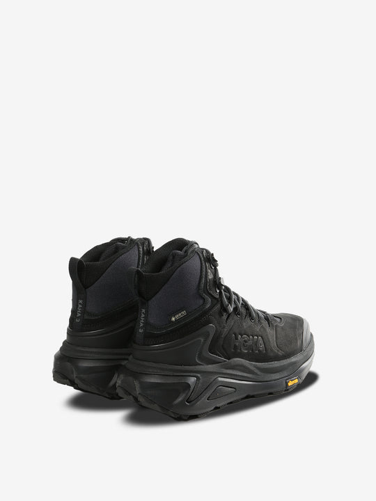 Black sneakers,back view