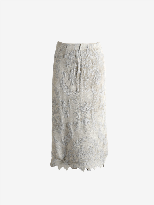 Grey skirt, front view