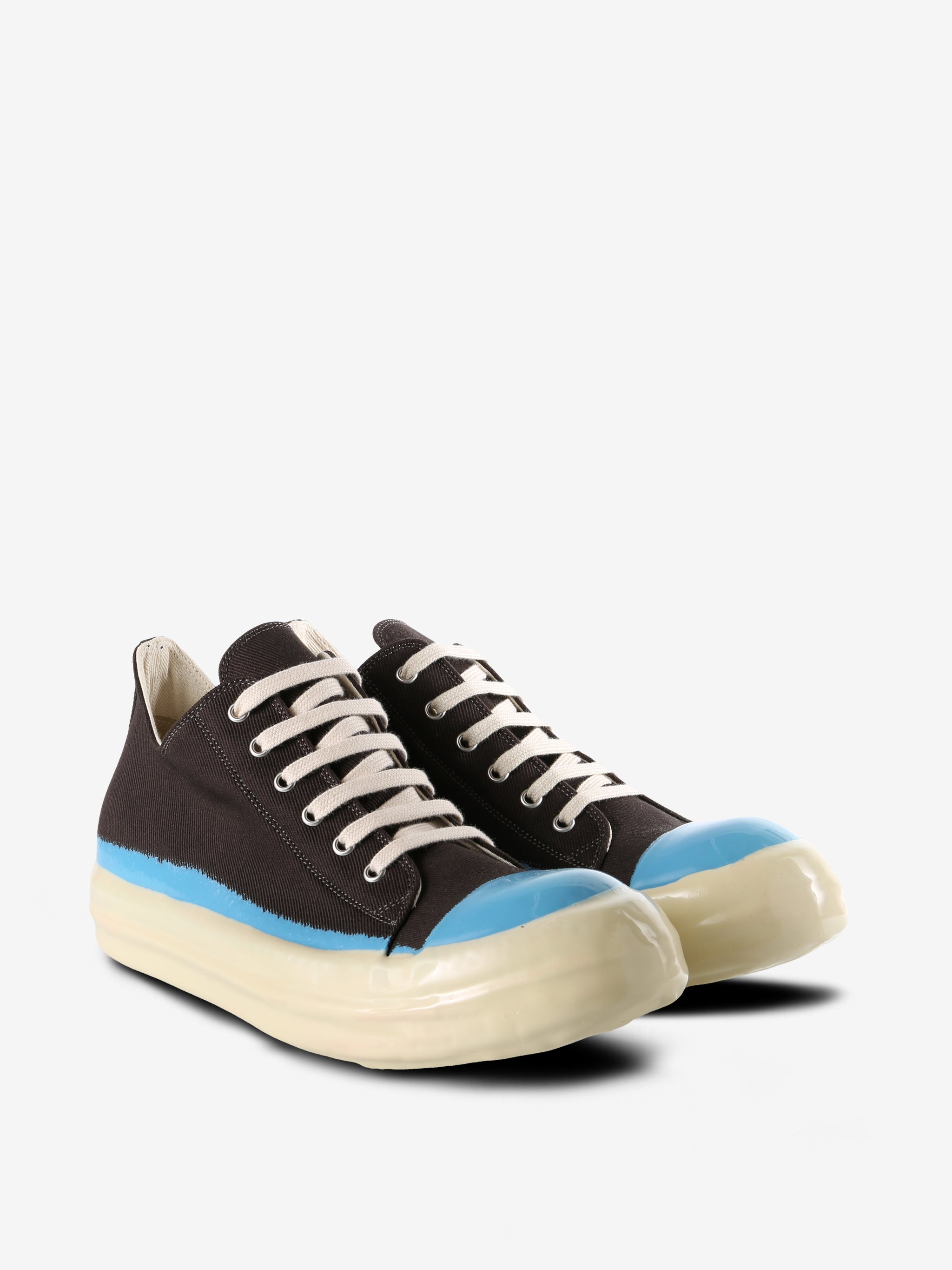 Brown sneaker, front view