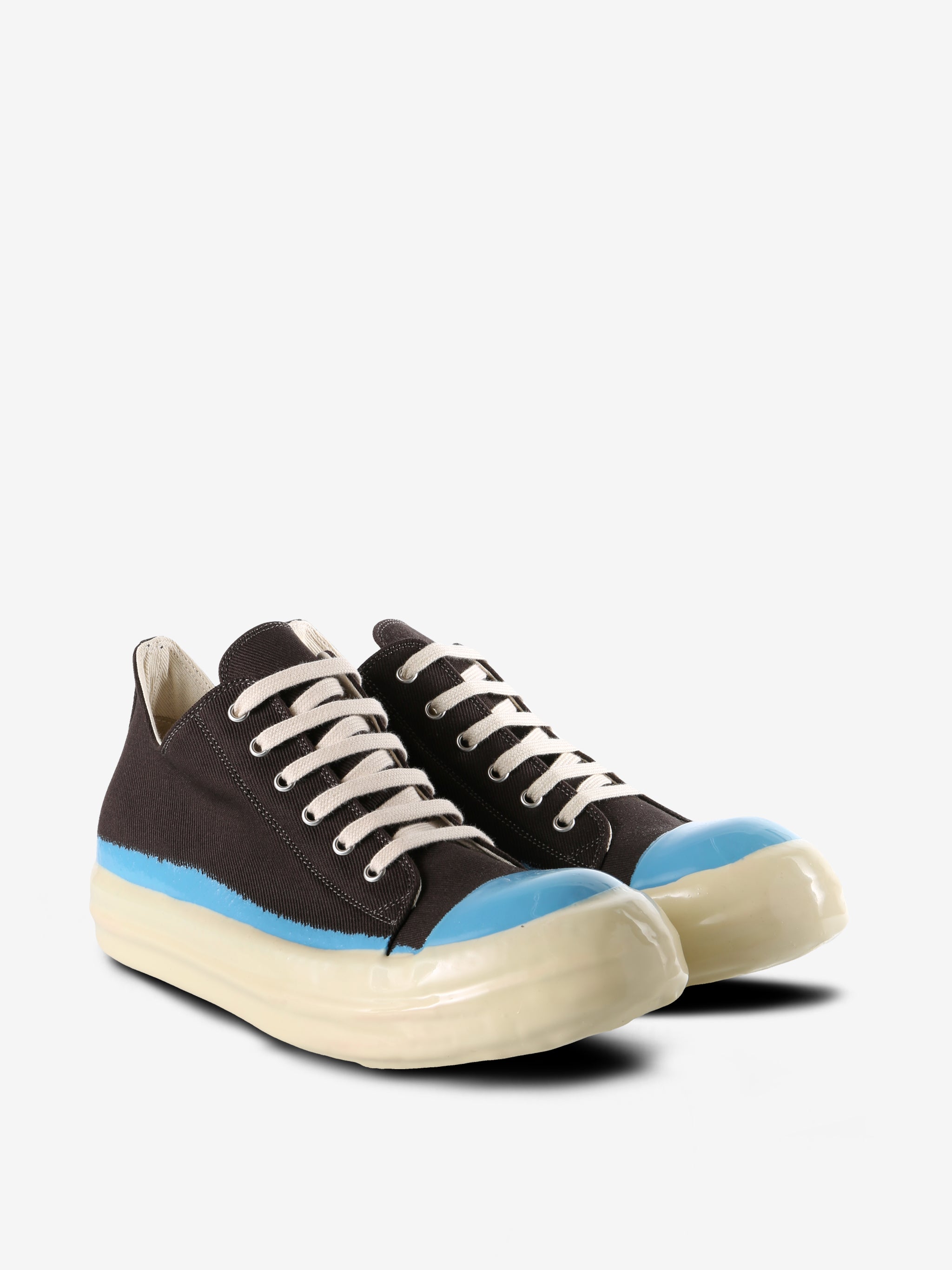 Brown sneaker, front view