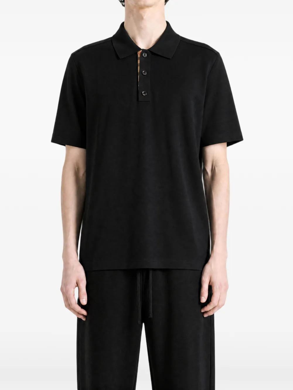 Black t-shirt, full body view