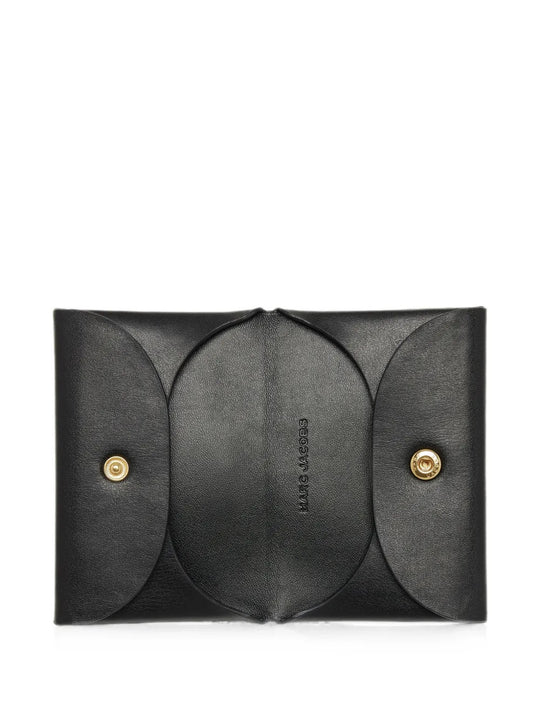 Black accessories, front view