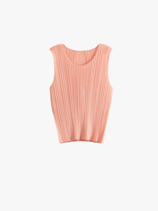 Orange shirt, front view
