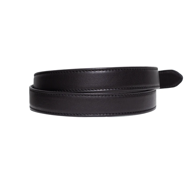 Black accessories, front view