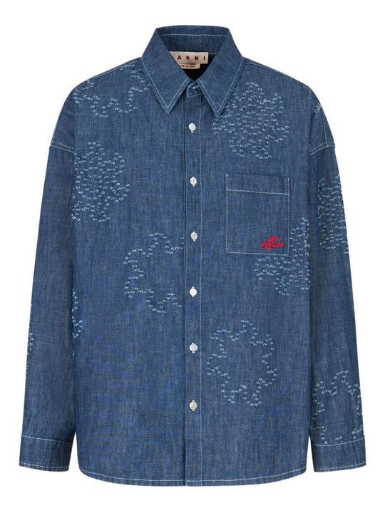 Blue shirts, front view