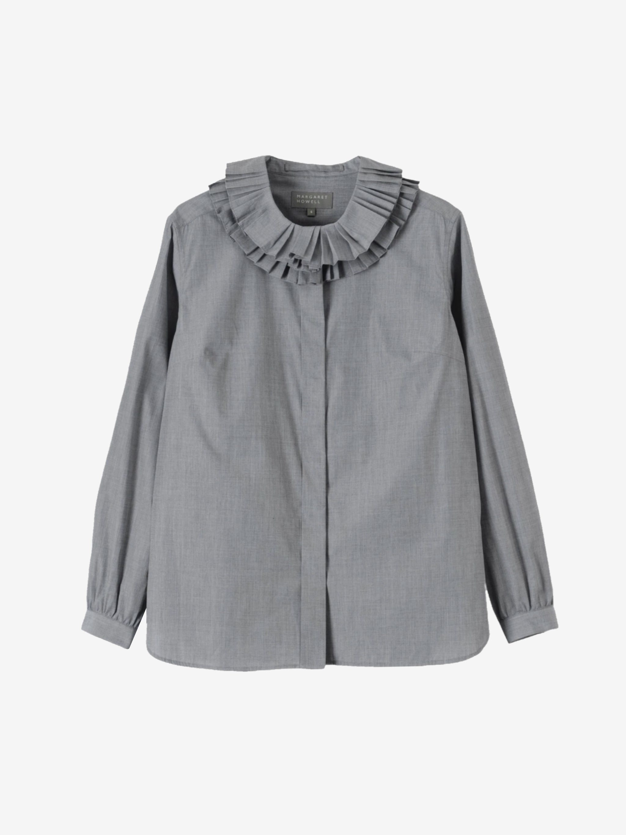 Grey shirts,front view