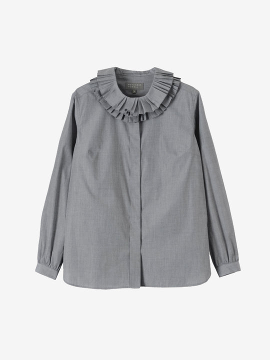 Grey shirts,front view