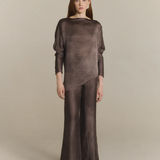 Brown top,full body view