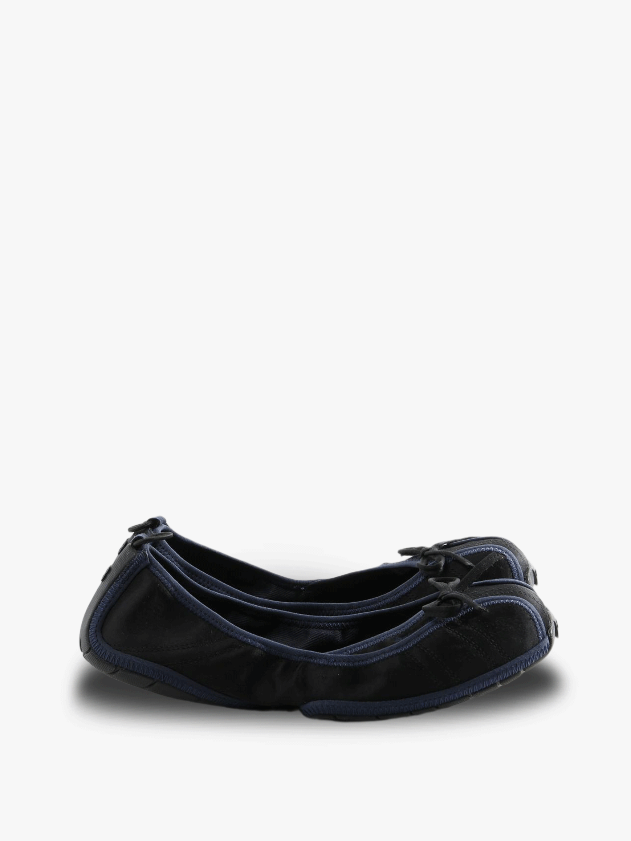 Black flats, front view