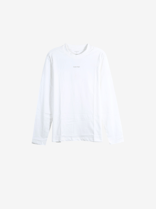 White t-shirt, front view