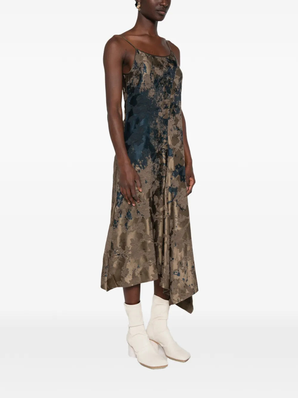 Brown dress, full body view