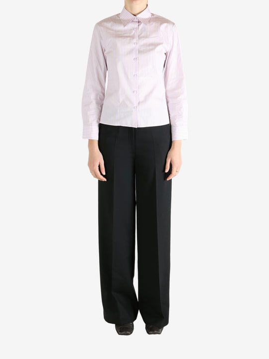 Pink shirt, full body view