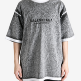 Grey t-shirt, full body view