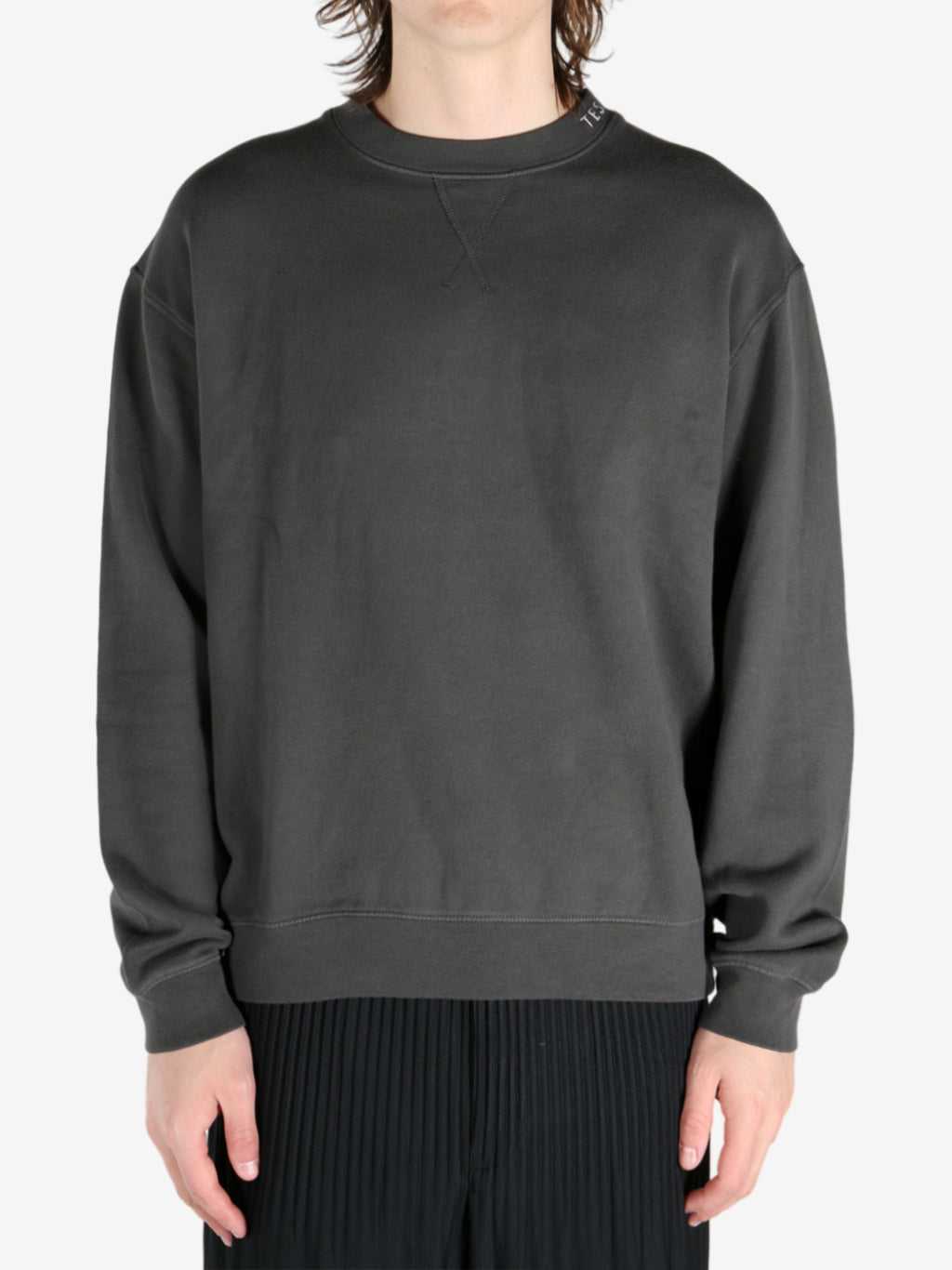 grey hoodie,front view