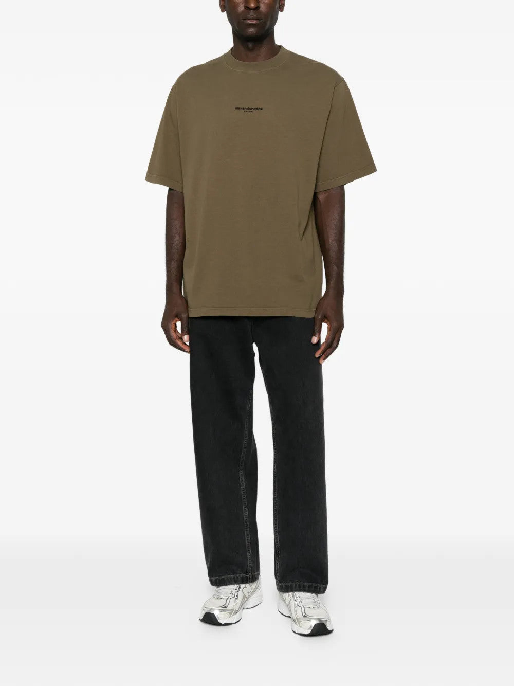 Green t-shirt, full body view
