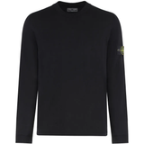 Black shirt, front view