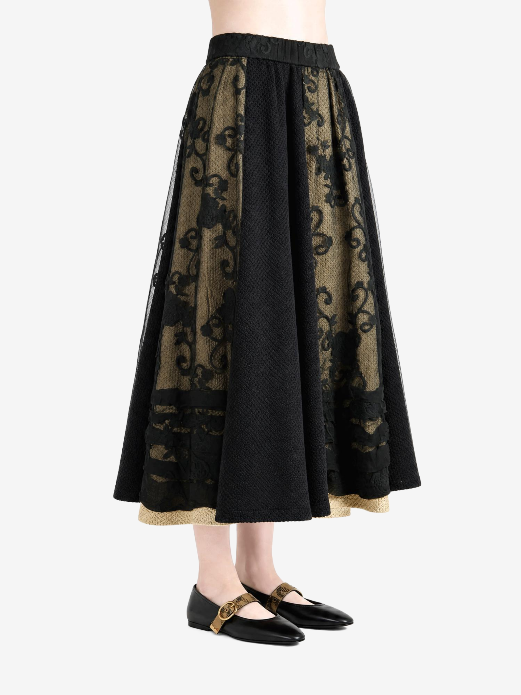 Black skirt, front view