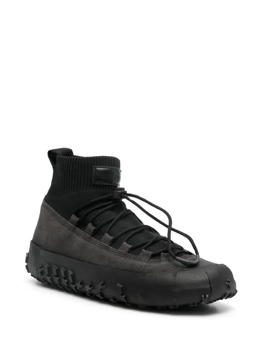 Black shoes,side view