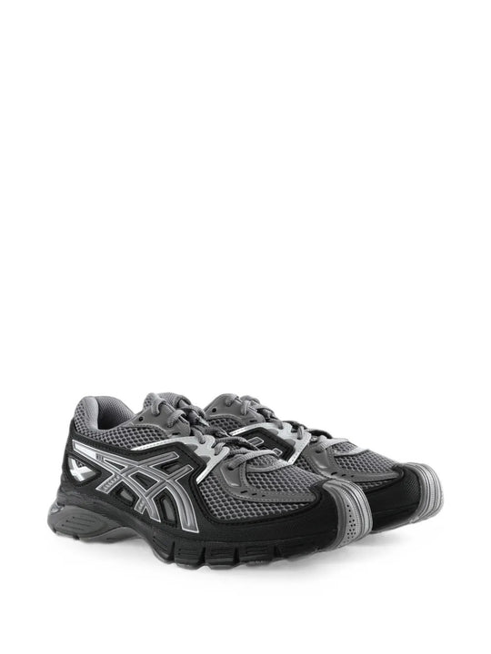 Grey shoes, front view