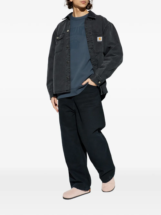 blue sweat, full body view