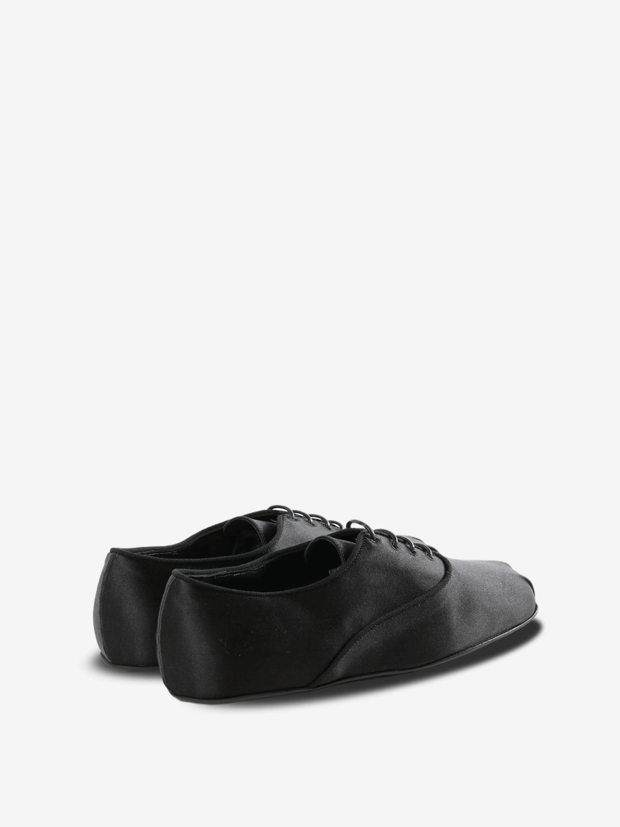 Black shoes, back view