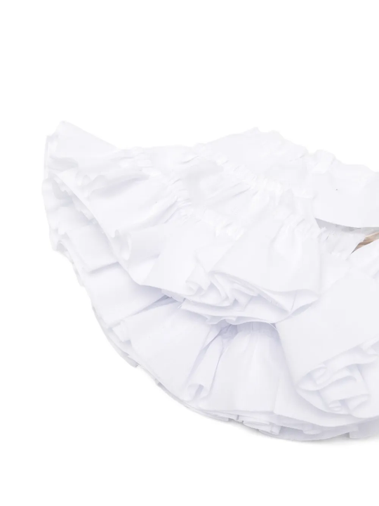 Close up of white belt,showing texture of the cotton fabric