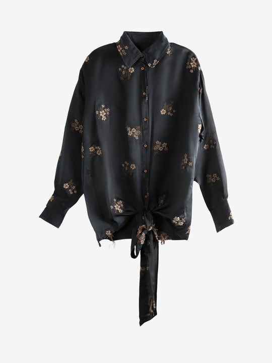 Black top, front view