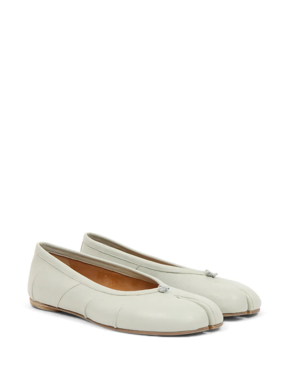 White tabi, side view