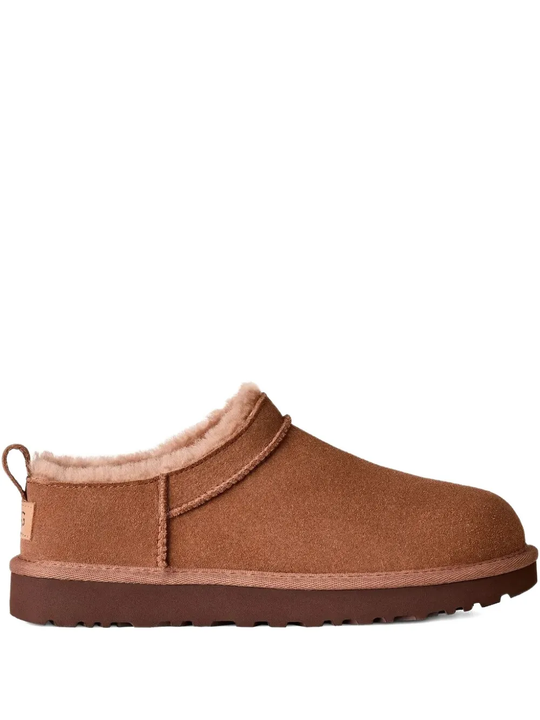 Brown boots, front view