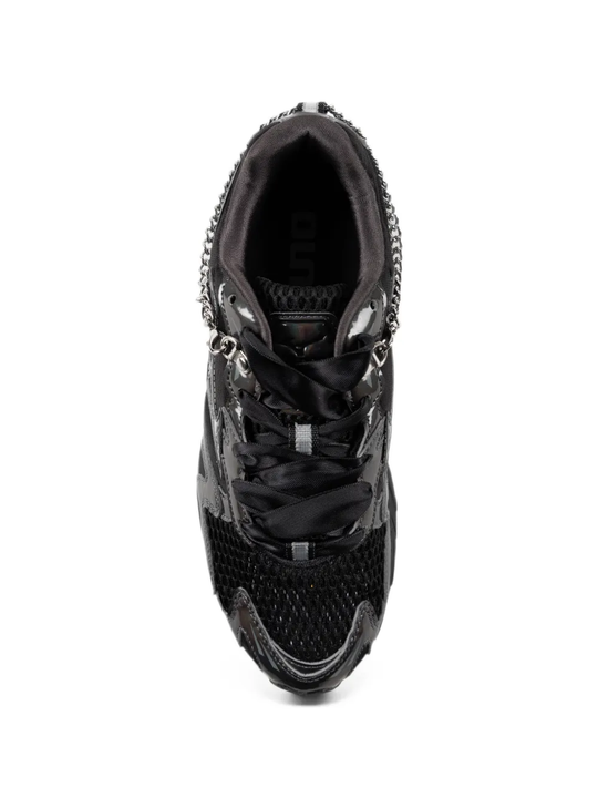 Black shoes, front view