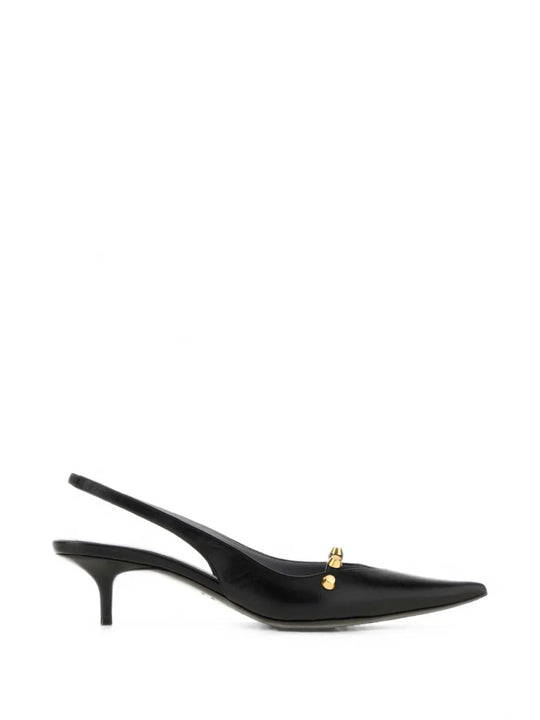 Black shoes, front view