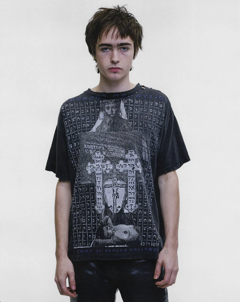 Black t-shirt, full body view