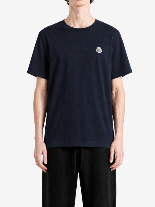 Blue t-shirt, full body view